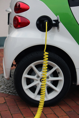 Wie viel Strom verbrauchen eigentlich Elektroautos? - akku, batterie, electric drive, elektroauto, emissionsfrei, geräuschlos, smart, umweltfreundlich, zukunft, .