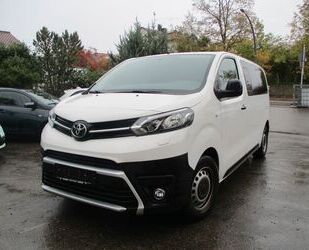 Toyota Toyota Proace Kombi 6 Sitzer Navi Kamera Neuer M Gebrauchtwagen