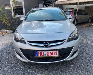 Opel Opel Astra J Sports Tourer Edition Gebrauchtwagen