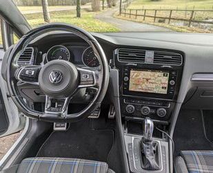 VW Volkswagen Golf VII FL GTE mit Reifen neu+ ACC/Nav Gebrauchtwagen