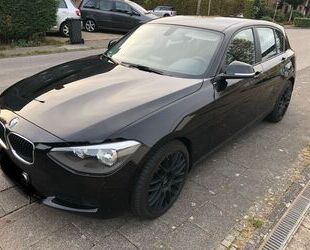 BMW BMW 114i - Neu: TÜV/Kette/Keilriemen/Reifen/Bre Gebrauchtwagen