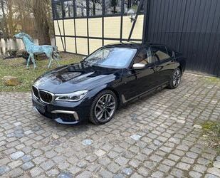 BMW BMW M760 Li xDrive B&W Sport 3xTV SKY Lounge Execu Gebrauchtwagen