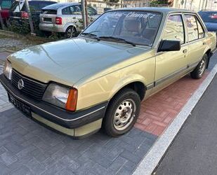 Opel Opel Ascona . Odtimer; BJ 1984: 1,8L Automatik Gebrauchtwagen