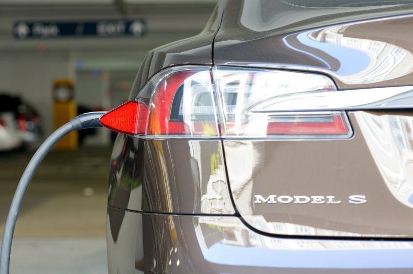 Unabhängig von steigenden Spritpreisen:Elektroautos boomen 