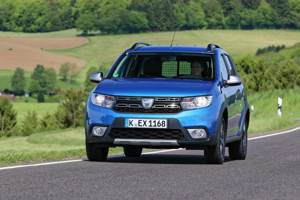 Logan MCV Stepway