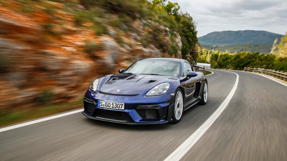 718 Cayman GT4 RS