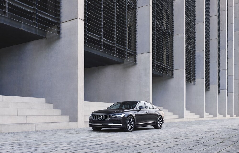 S90
