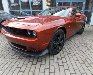 Dodge Challenger 3,6 l 4x4 Leder