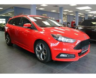 Ford Focus Turnier 2.0 EcoBoost ST Gebrauchtwagen