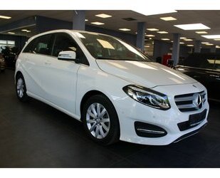 Mercedes-Benz B 180 Style - Navi - LED - AHK - SHZ - PDC - Gebrauchtwagen