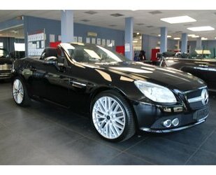 Mercedes-Benz SLK 250 Neues Modell 7G-TRONIC Gebrauchtwagen