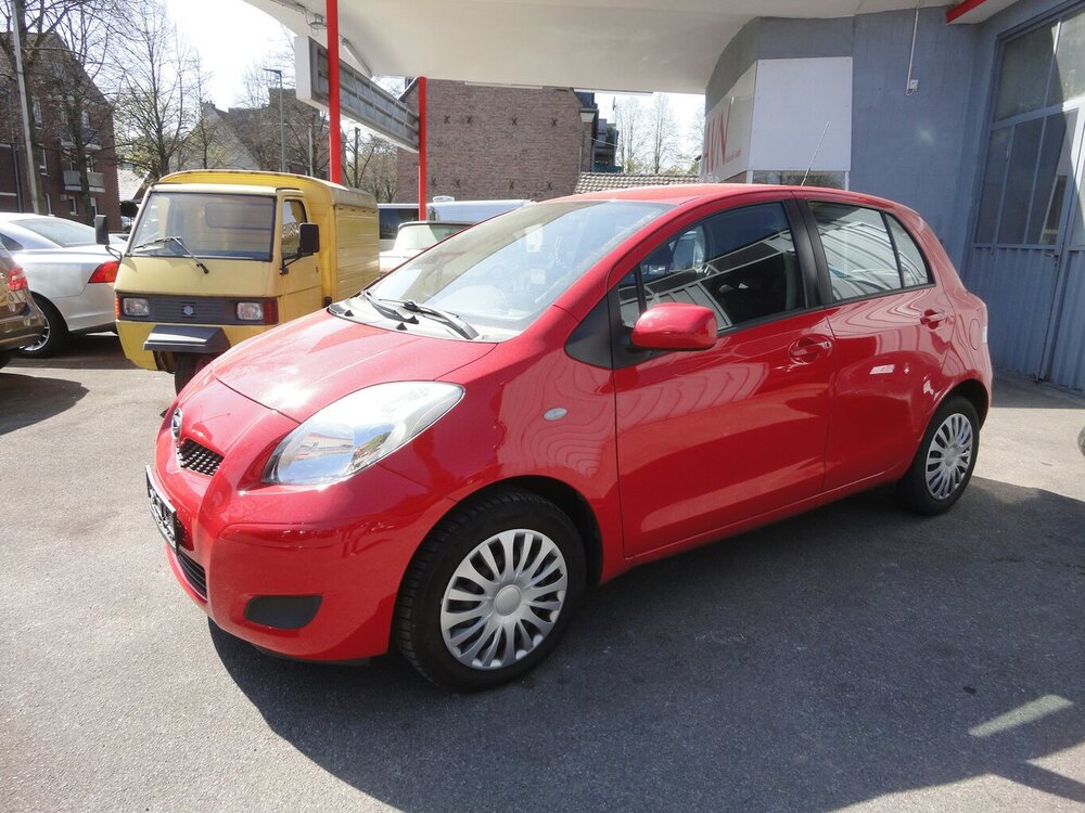 Yaris