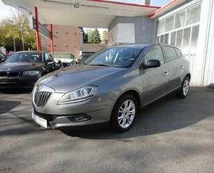 Lancia Delta Oro 1,9d 140 KW HU11/27 Klimatr+Navi+Leder Gebrauchtwagen
