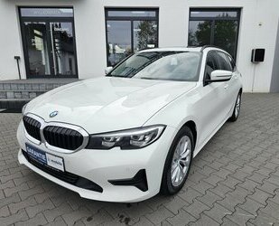 BMW 318d Touring LED ACC NAVI PANO. 