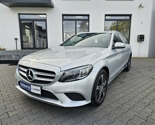 Mercedes-Benz C 220 d T AVANTGARDE LED NAVI RFK AHK AUS 1.HAND Gebrauchtwagen