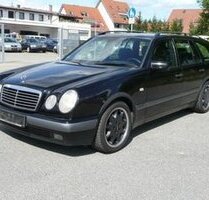 Mercedes-Benz E 200