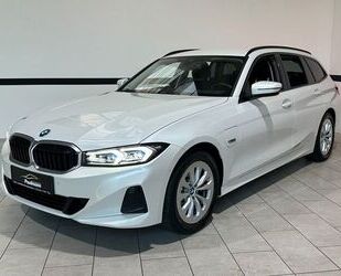 BMW 320 e Touring Aut. Navi*LED*HUD*PDC*1.Hand* Gebrauchtwagen