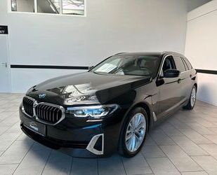 BMW 530 e Touring Aut. LUXURY Navi*Leder*LED*1.Hand Gebrauchtwagen