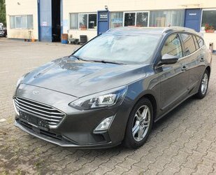 Ford Focus COOL&CONNECT NAVI START-STOP BLUETOOTH SHZ P Gebrauchtwagen