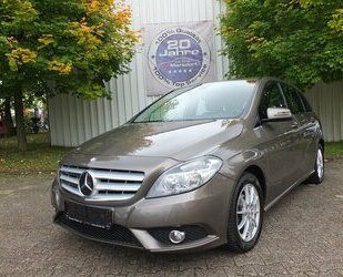 Mercedes-Benz B 180 NAVI EINPARHILFE SHZ START-STOP 