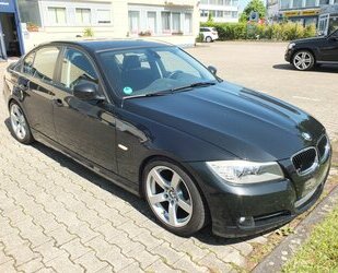 BMW 320D NAVI SPORT KLIMAAUT PDC MFL TEMPOMAT Gebrauchtwagen