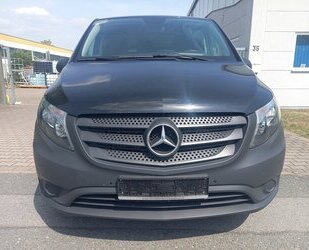 Mercedes-Benz Vito Obsidianschwarz Hecktüren 8xRäder 1.Hd PDC SH Gebrauchtwagen