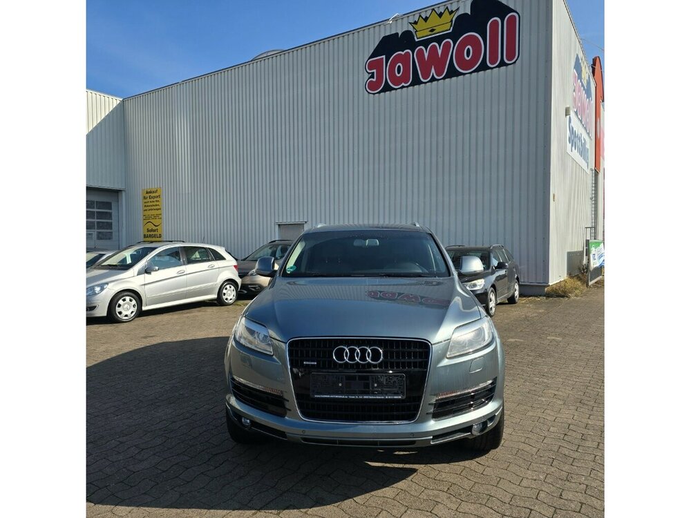 Q7