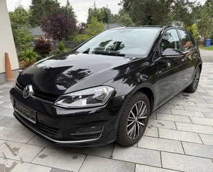 VW Golf VII Allstar BlueMotionTech Autom. Navi Gebrauchtwagen