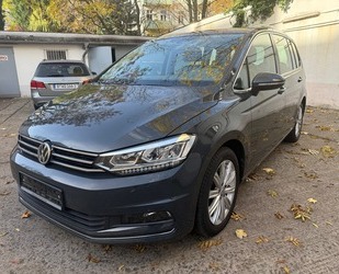 VW Touran Highline Navi RFK AHK LED 1.Hand 