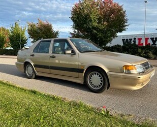 Audi 9000 
