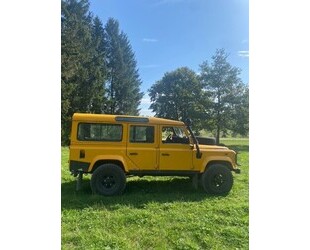 Maserati Defender 