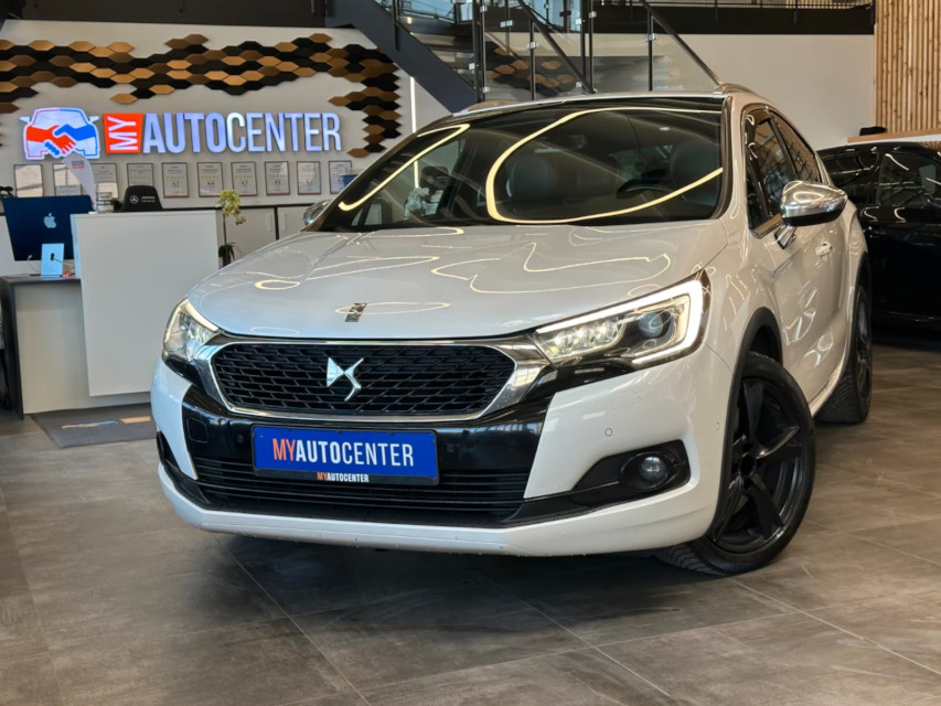 DS 4