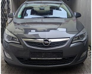 Opel Astra J Sports Tourer Gebrauchtwagen