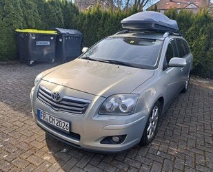 Toyota Avensis Kombi Gebrauchtwagen