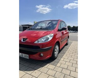 Peugeot 1007 Gebrauchtwagen