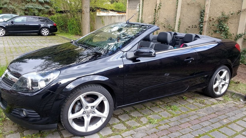 Astra Twintop