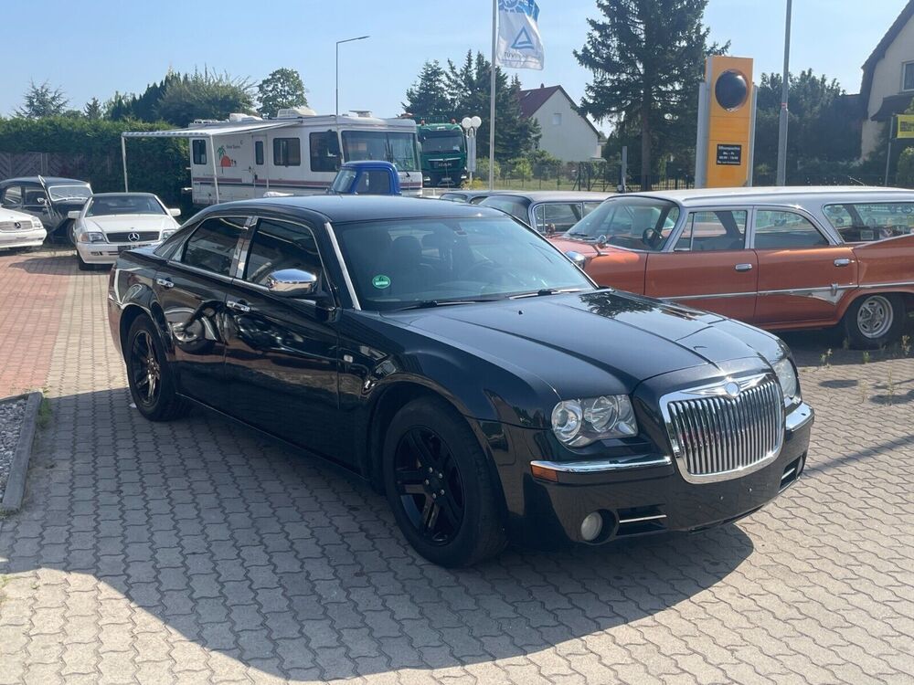 300C