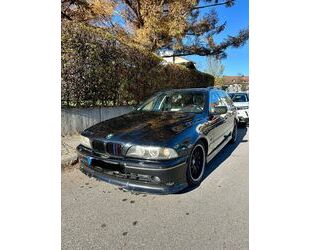 Nissan 525i touring 