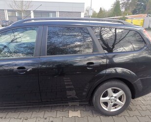Ford Focus II Kombi Gebrauchtwagen