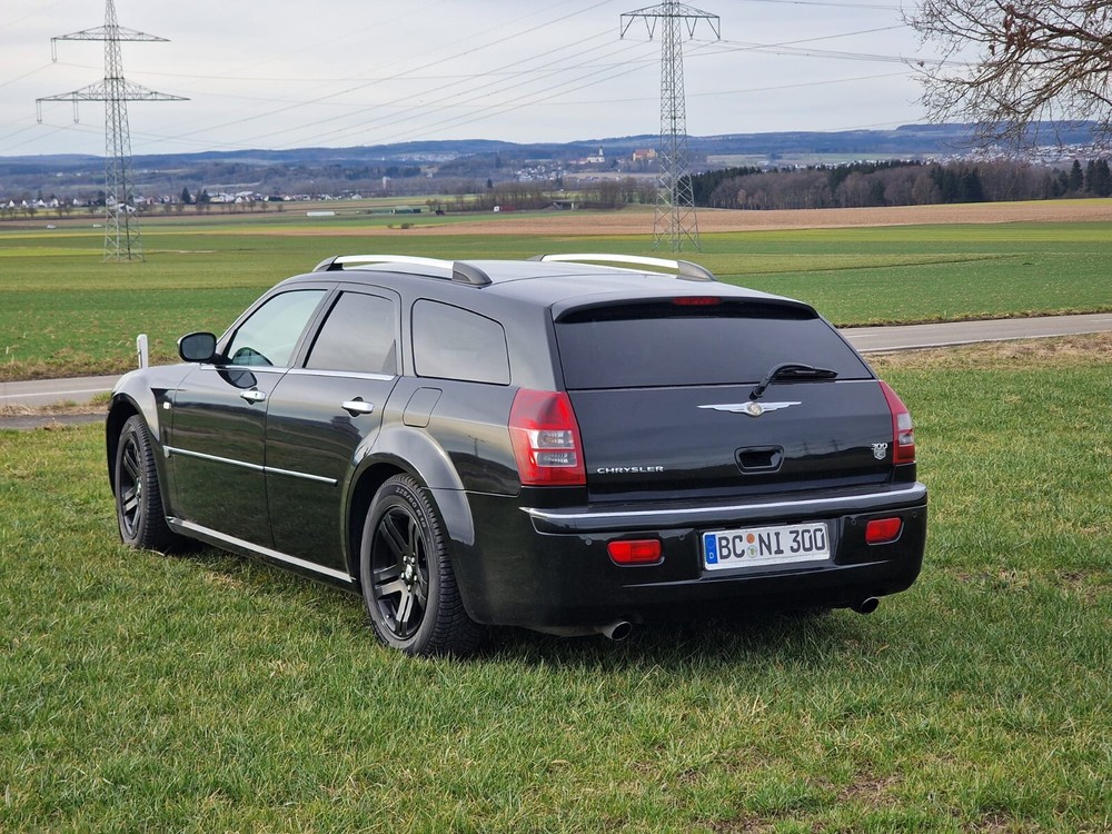 300C