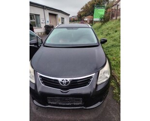 Toyota Avensis Kombi Gebrauchtwagen