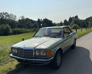 Mercedes-Benz 280CE 