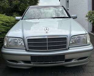 Mercedes-Benz 180 Gebrauchtwagen