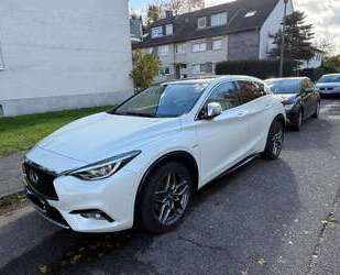 INFINITI Q30 Gebrauchtwagen