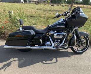 Harley Davidson Road Glide Gebrauchtwagen