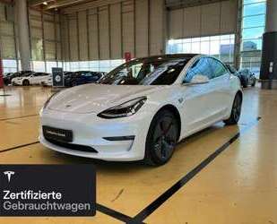 Mercedes-Benz Model 3 