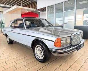 Mercedes-Benz 230 Gebrauchtwagen