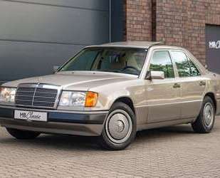 Mercedes-Benz 230 Gebrauchtwagen