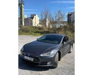 Tesla Model S Gebrauchtwagen