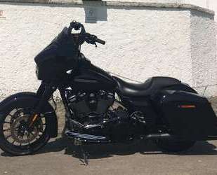 Harley Davidson Street Glide Gebrauchtwagen